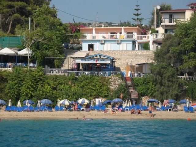 Constantinos Apartments Lassi  Eksteriør bilde